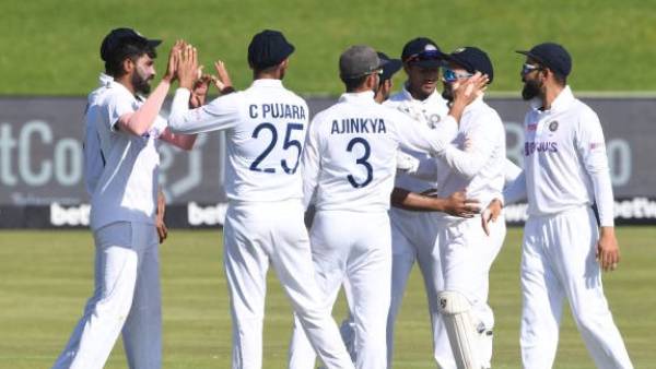 சரித்திர வெற்றி 