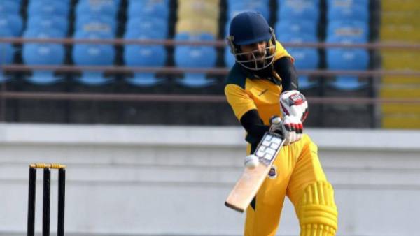 முதல் சதம்