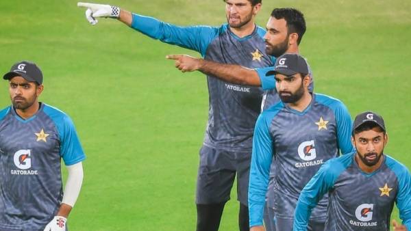 வீரர்களுக்கு கொரோனா