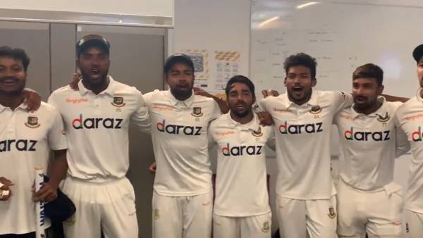 வெற்றி கொண்டாட்டம் 