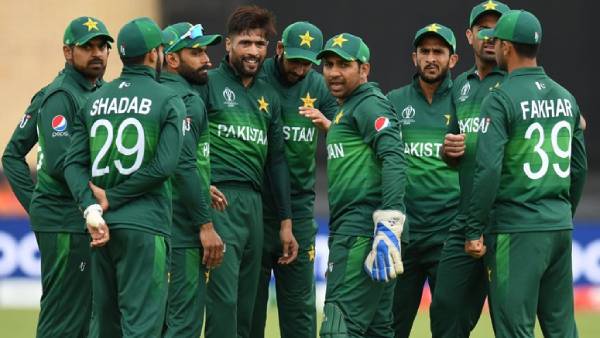  ரசிகர்கள் அதிருப்தி 