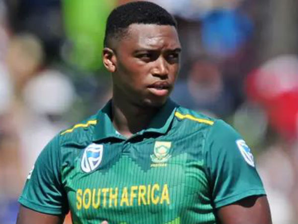 மாற்று வீரர் யார்