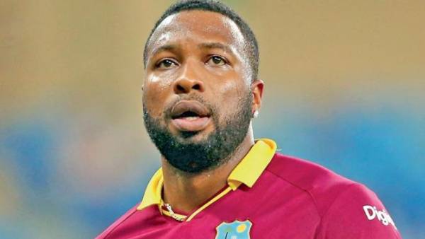 வீரர்கள் எதிர்ப்பு