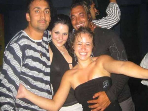 மாடல் அழகிகள்