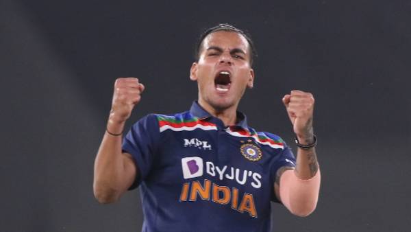 ராகுல் சாஹர் 