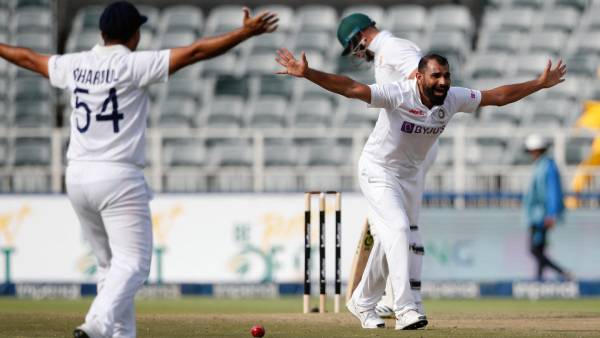 எல்கரின் விமர்சனம் 