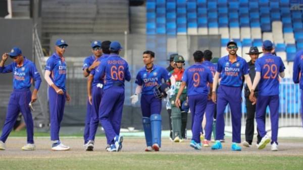 ராக்கெட் வேகம்