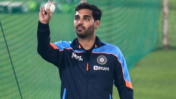  புவனேஷ்வருக்கு மீண்டும் வாய்ப்பு 