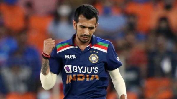 சுழற்பந்துவீச்சாளர்கள்