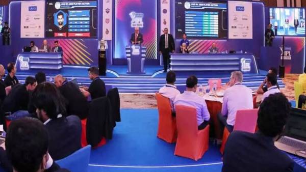 எத்தனை வீரர்கள்