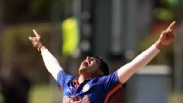 தினேஷ் பானா