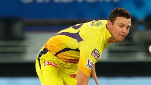 பவுலிங் தேவை 