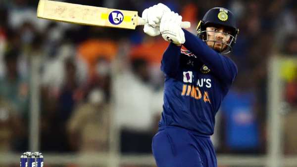 இஷான் கிஷன் அசத்தல்