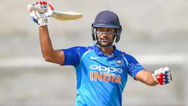 மாயங் அகர்வால் ஏன்?