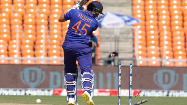 பழிவாங்கிய பவுலர் 