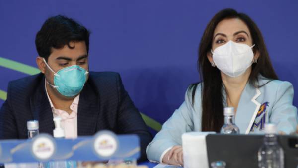 மும்பையின் செயல்பாடு 