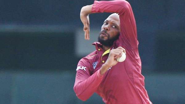 அசத்திய ராஸ்டன் சேஸ் 