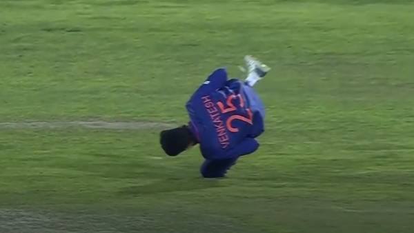 வெங்கடேஷ் ஐயர்