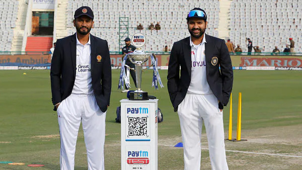 ப்ளேயிங் 11 என்ன