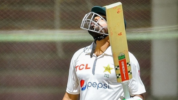 பாபர் சாதனை