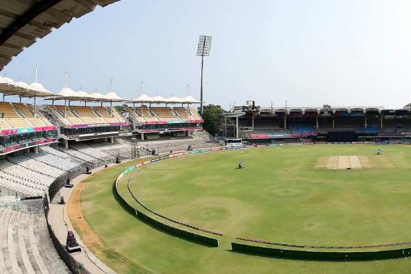 எத்தனை சதுர அடி விரிவாக்கம் 