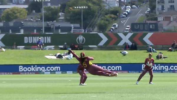 அபார வெற்றி 