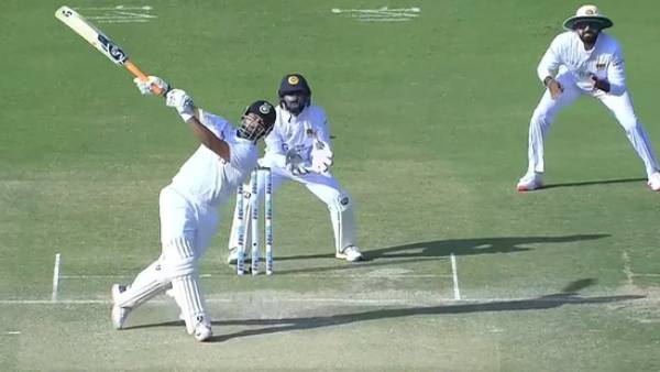 ராக்கெட் வேகம்