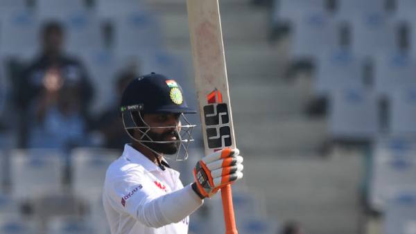 சாதித்தவர்கள் பட்டியல் 