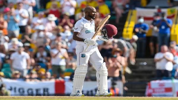 அடுத்தடுத்து சதம்