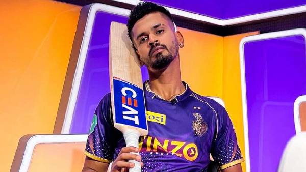 அடுத்த கம்பீர்