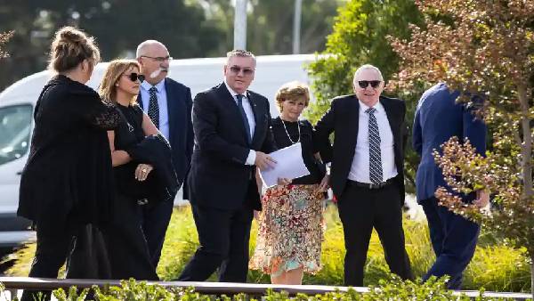 இறுதி ஊர்வலம்