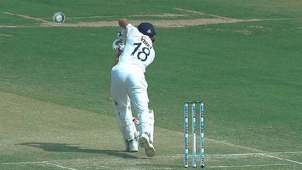 900 பவுண்டரி