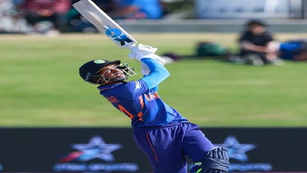 122 ரன்கள்