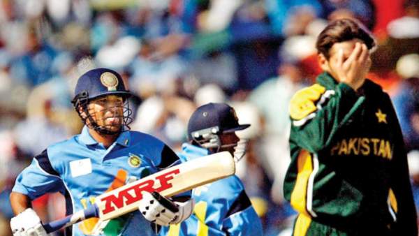 98 ரன்கள்