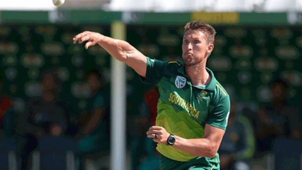 மாற்று வீரர் யார் 