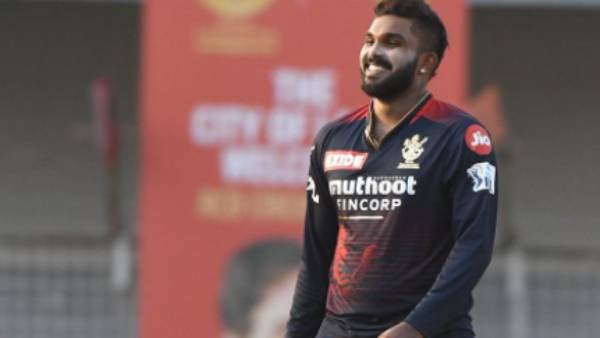 2 ஸ்பின்னர்கள் 