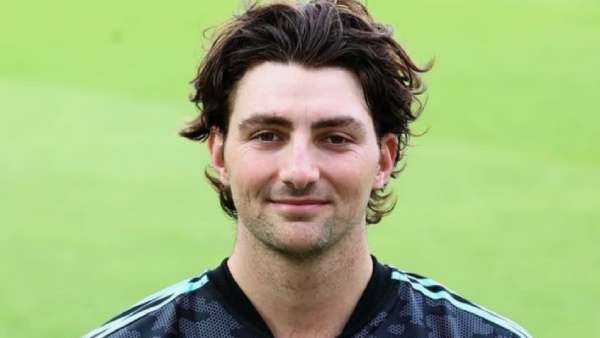  நடுவரிசை 