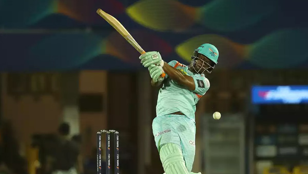 லக்னோவின் சிக்ஸர் மழை