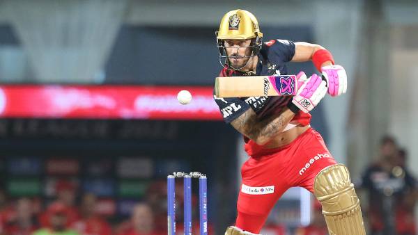 ஆர்சிபி இன்னிங்ஸ் 