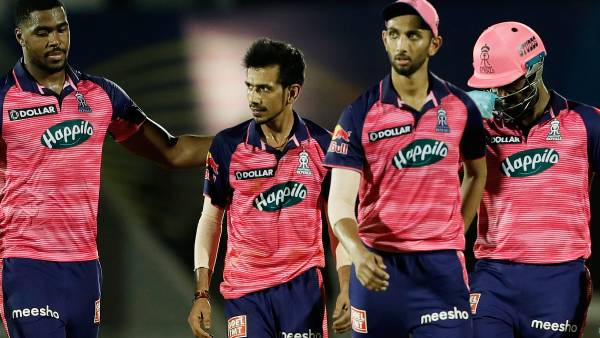 பட்லர் மீண்டும் சதம் 