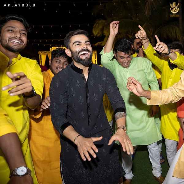 மேக்ஸ்வெல் பார்டி மேக்ஸ்வெல் பார்டி