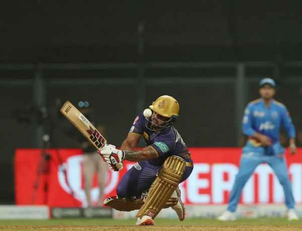  தடுமாறிய கொல்கத்தா அணி 