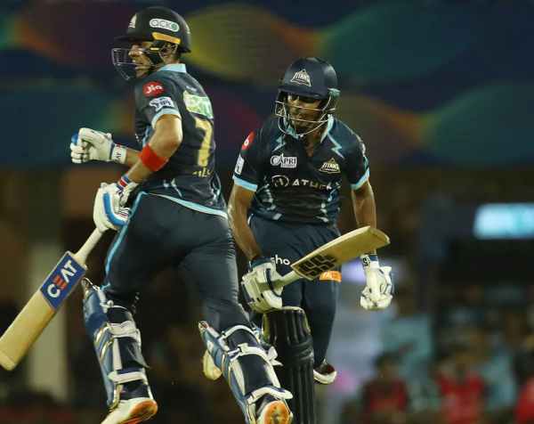 பரபரப்பு கட்டம் 