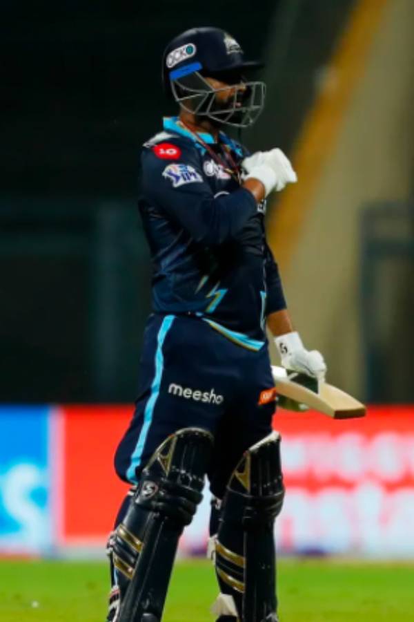 அதிக கேட்ச்