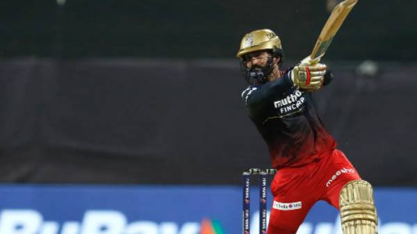 தினேஷ் காட்டம்