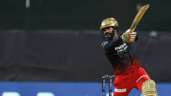 தினேஷ் கார்த்திக் அதிரடி 