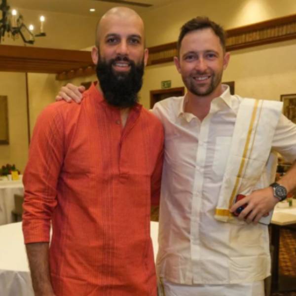 பட்டு வேட்டி சட்டை