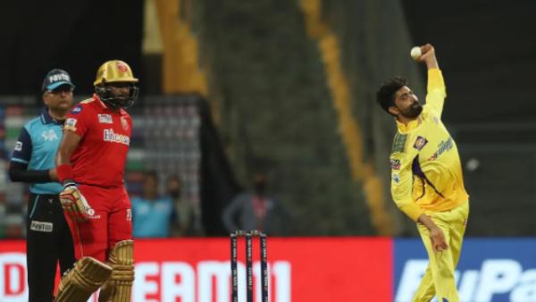 புகுந்து சென்ற பந்து 