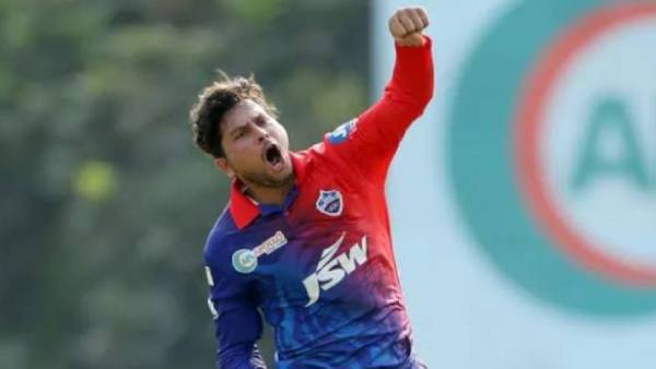 4 ஆட்டநாயகன் விருது