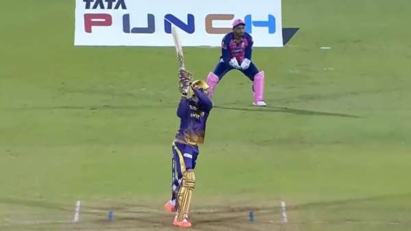 ஸ்ரேயாஸின் அதிரடி 